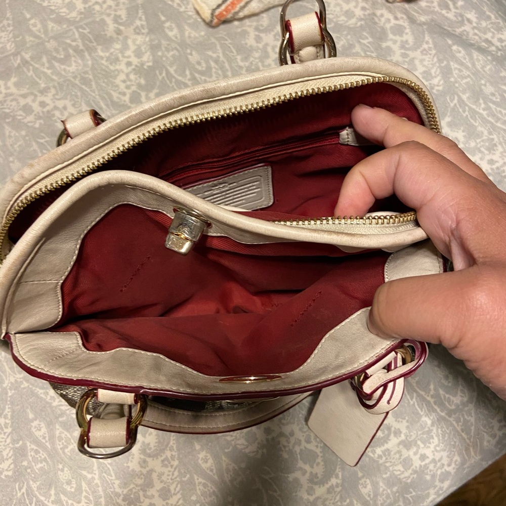 Coach Bag - Picture 3 of 3